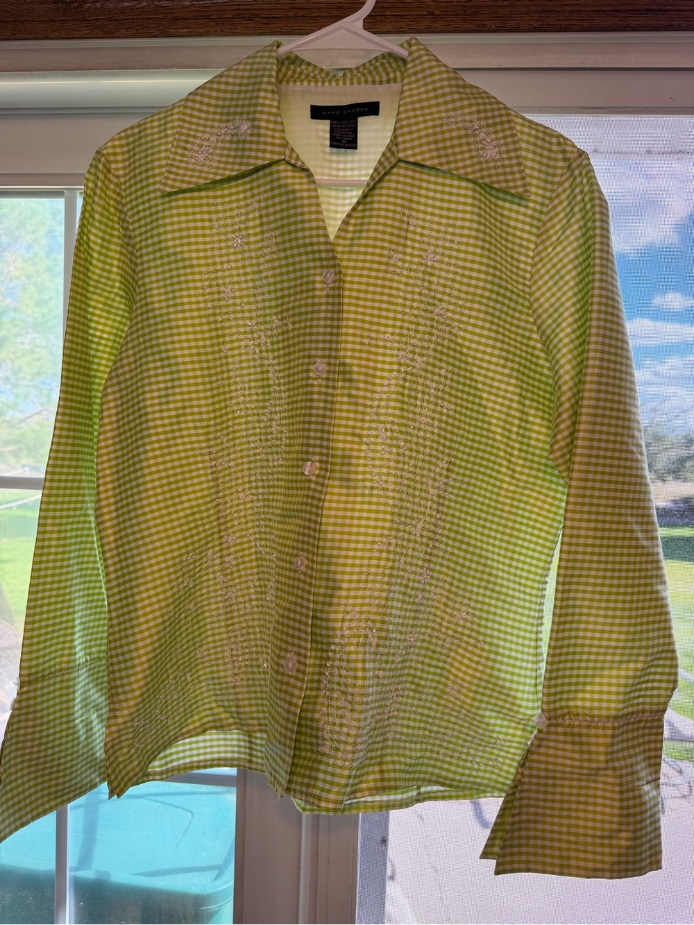 Anne Carson Light Green Gingham Button-Down Shirt. B134